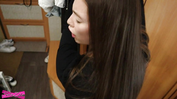 Rögtön bekapta a vastag virslimet a tüneményes 18 esztendős ribicském mihelyt megjött a suliból Thumb